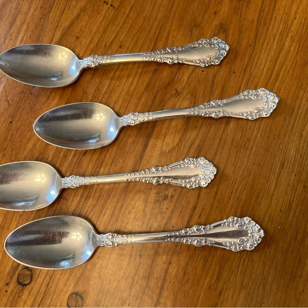 Set of 4 1847 Rogers Bros Silver Plate Teaspoons